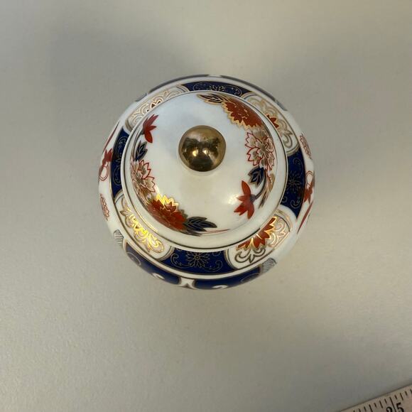 Vintage Japanese Porcelain Imari Ginger Jar Small Size Trinket Pot Box Lidded - Picture 6 of 12